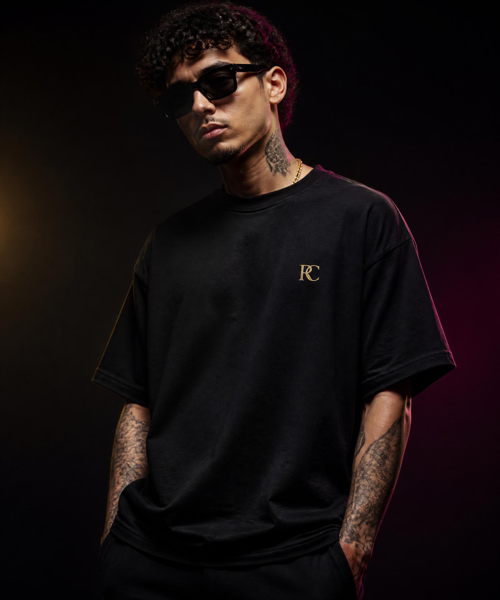 Model wearing RIKAMCHOT premium black t-shirt